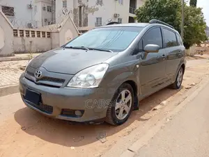 Toyota Corolla Verso 2007 Gray