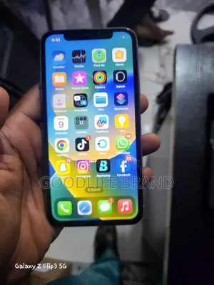 Apple iPhone X 64 GB White