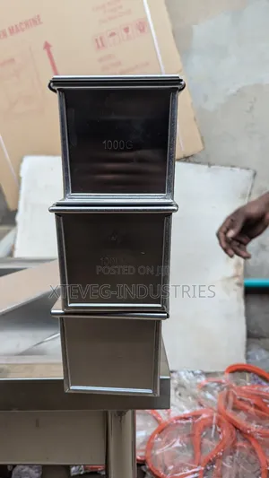 Stainless Steel Bread Baking Mold (1000 G)