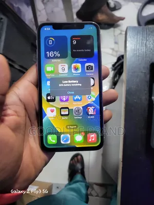 Apple iPhone X 64 GB White