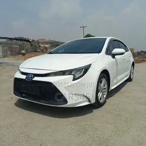 Toyota Corolla 2022 White