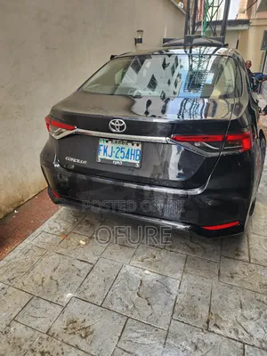 Toyota Corolla L 2021 Black