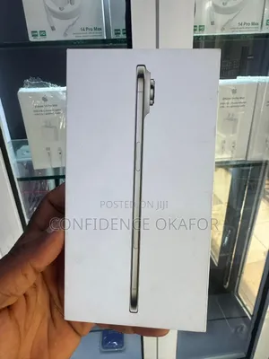 New Apple iPhone Air 256 GB White