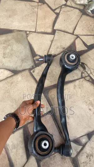 Lower Arm Range Rover Vogue 2015 (Big)
