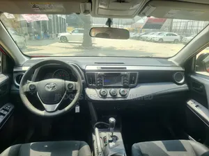Toyota RAV4 LE Front-wheel Drive (2.5L 4cyl 6A) 2016 Red