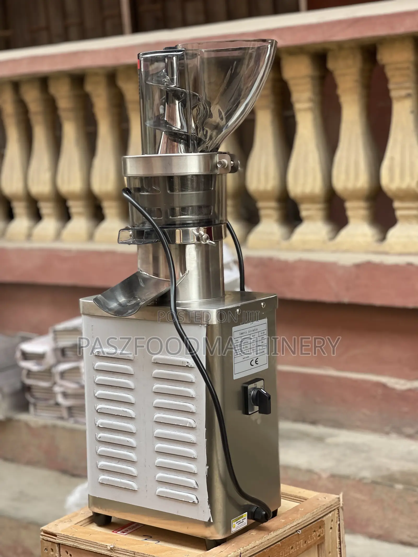 Industrial Slow Juicer