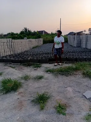 6 Inches Block