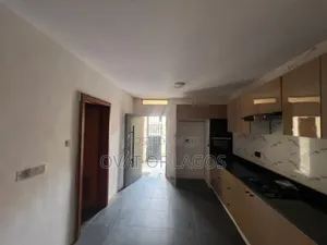 3bdrm Maisonette in Lekki Phase 1 for rent