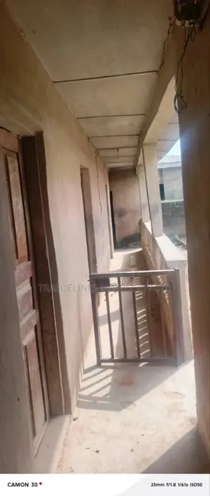 3bdrm Bungalow in Akeja, Ado-Odo/Ota for sale