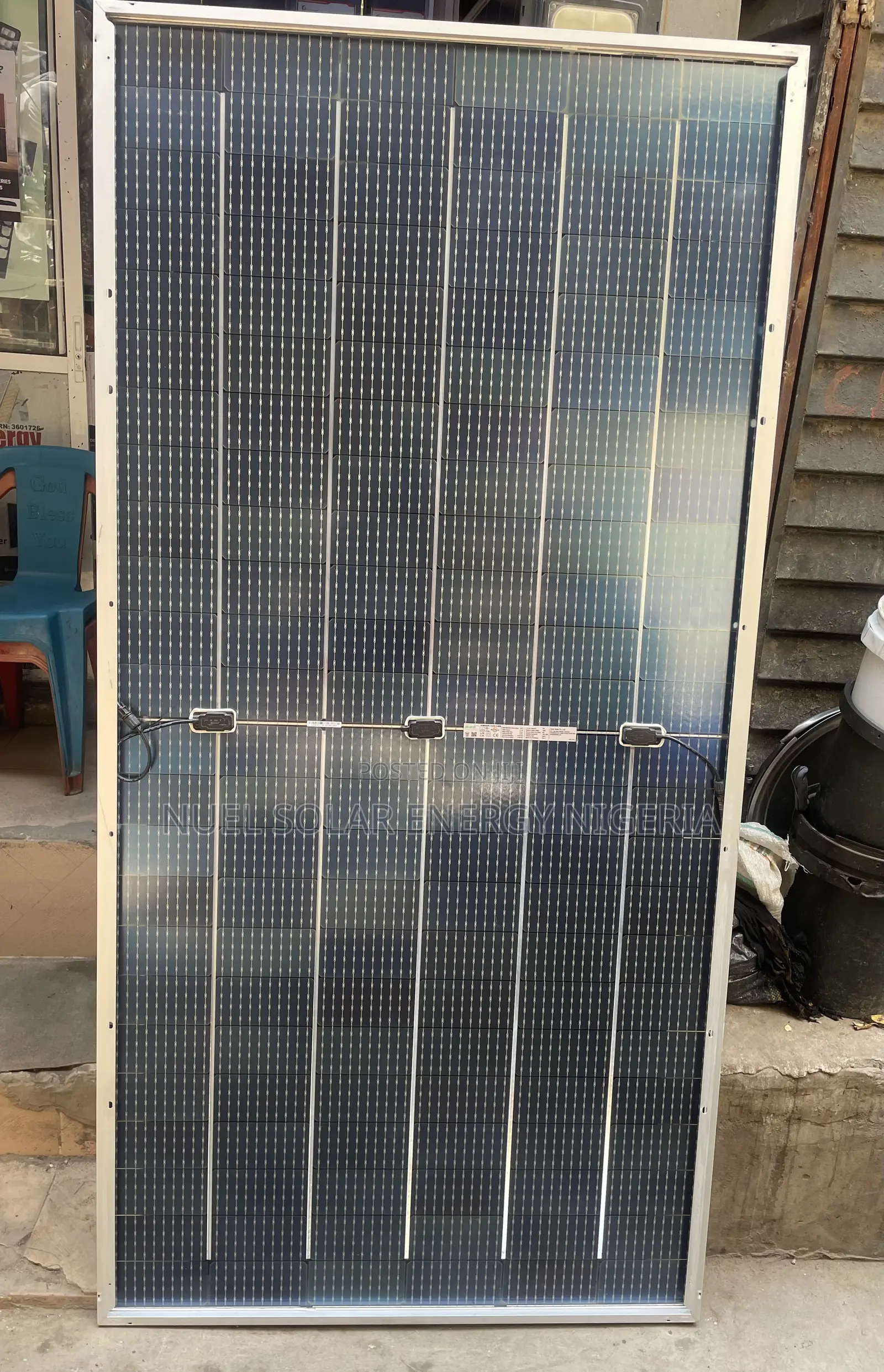 600w Jinko Bifacial Solar Panel