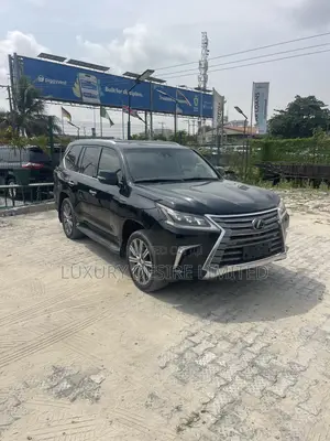Lexus LX 570 AWD 2016 Black