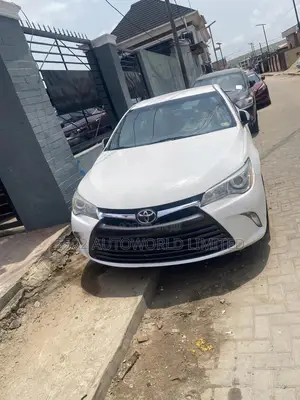 Toyota Camry 2015 White