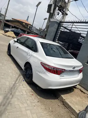 Toyota Camry 2015 White