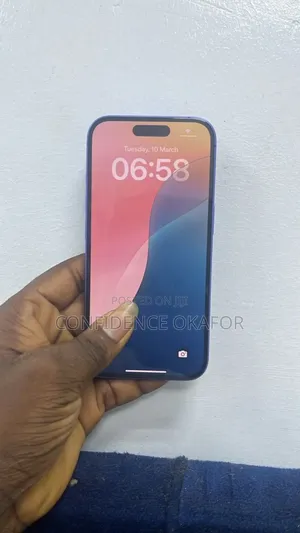 Apple iPhone 16 128 GB Blue