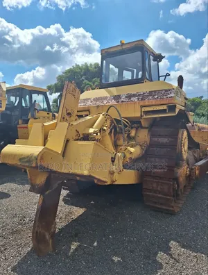 Equipment Hire, Heavy Duty Equipment, Lowbed, Swamp Boggy Excavator