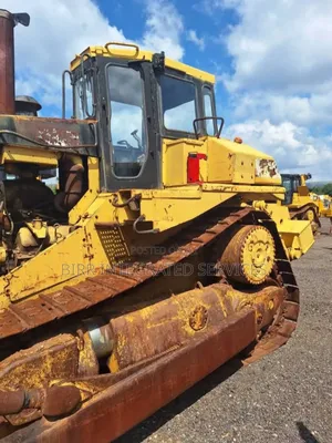 Heavy Duty Construction Equipment Hire, Lowbed, Payloader, Crane, Etc