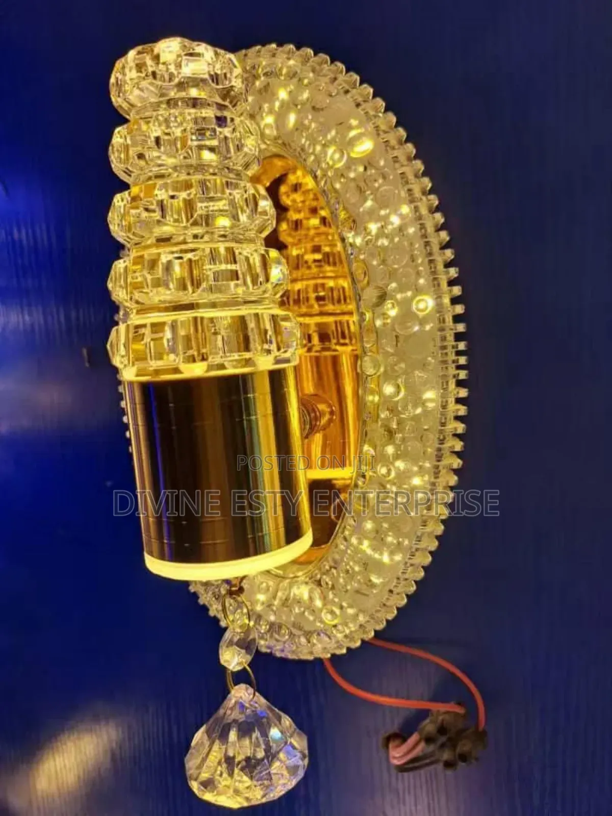 Luxe Crystal Wall Sconce