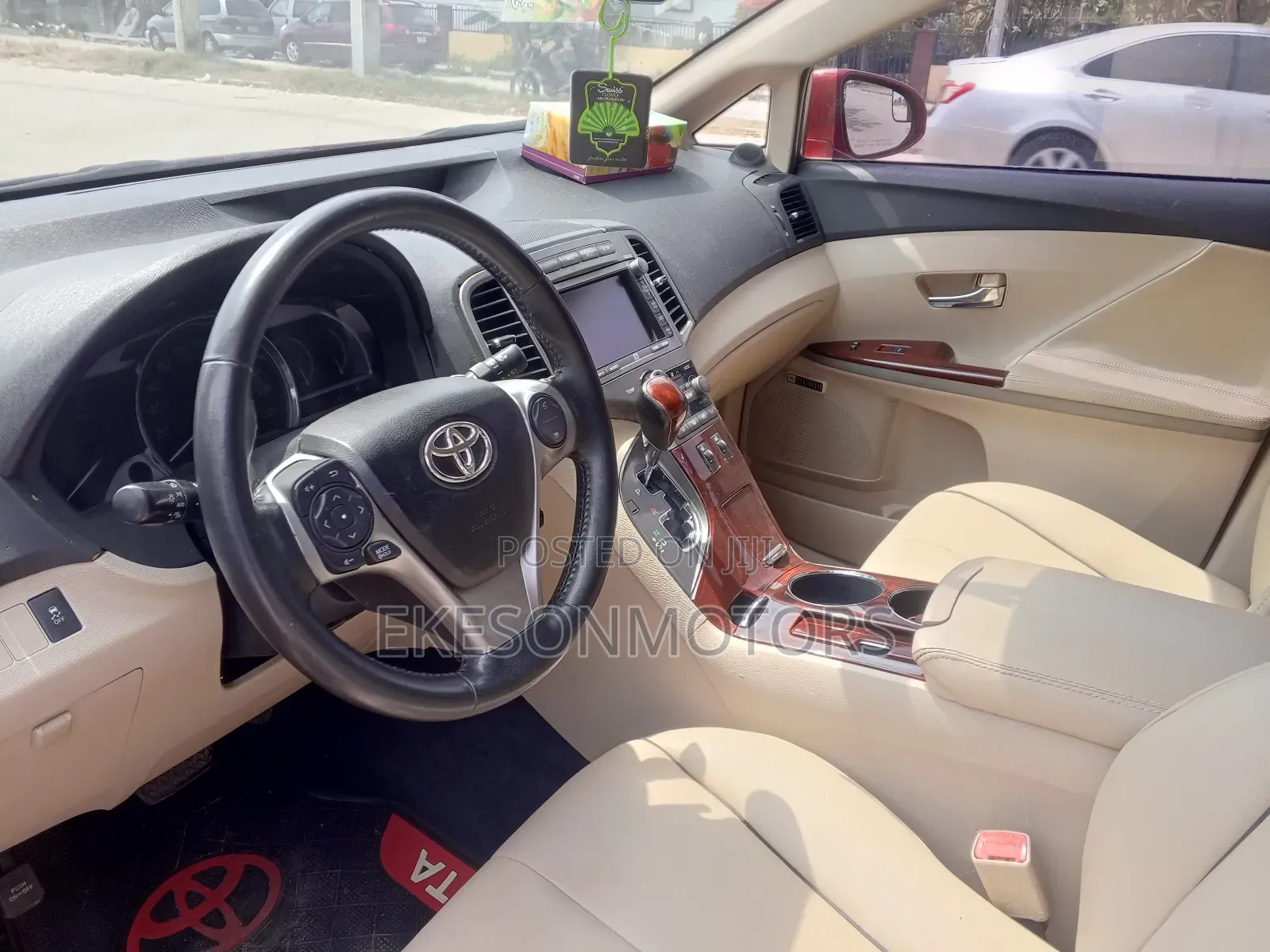 Toyota Venza V6 AWD 2010 Red