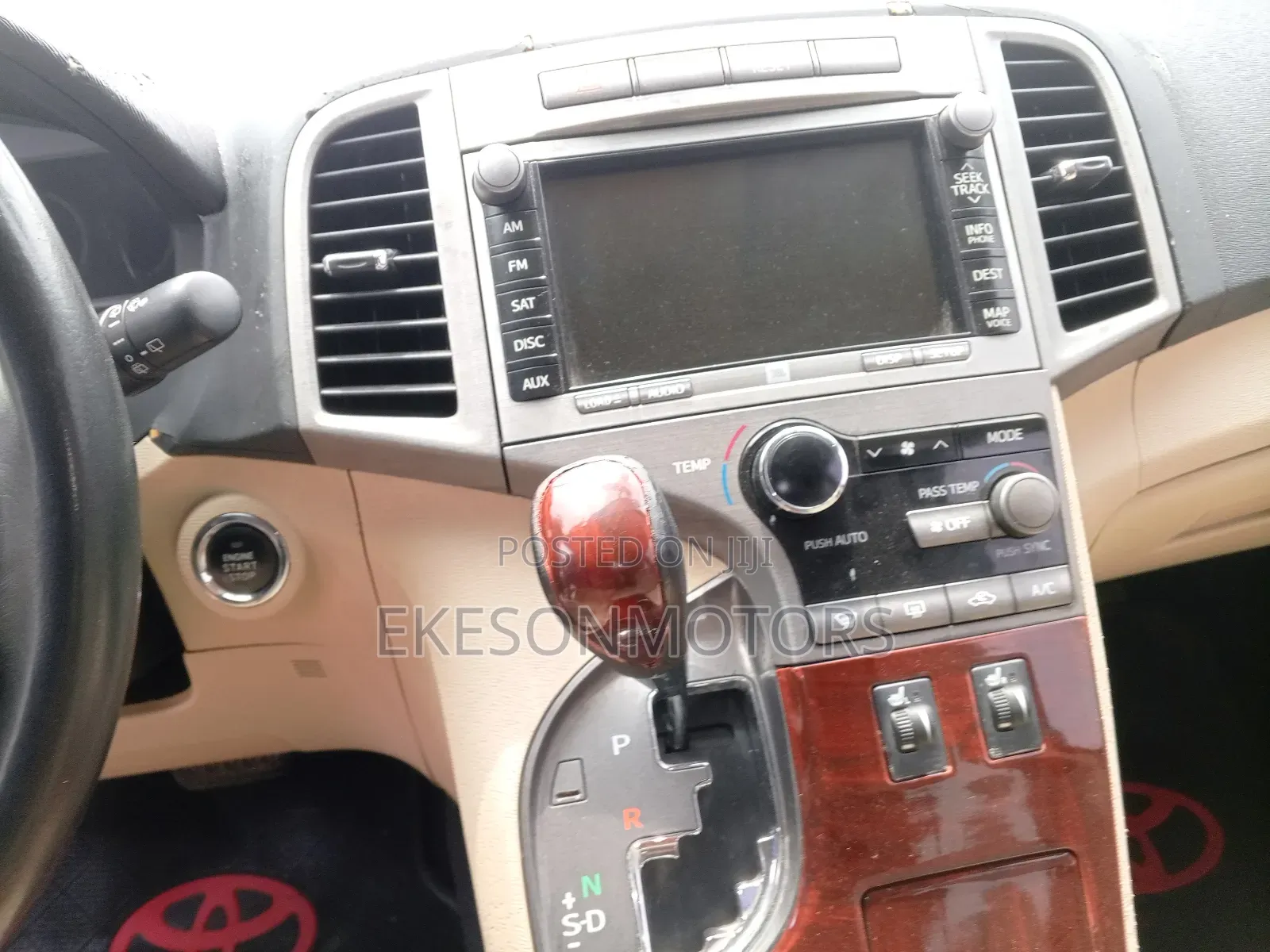 Toyota Venza V6 AWD 2010 Red