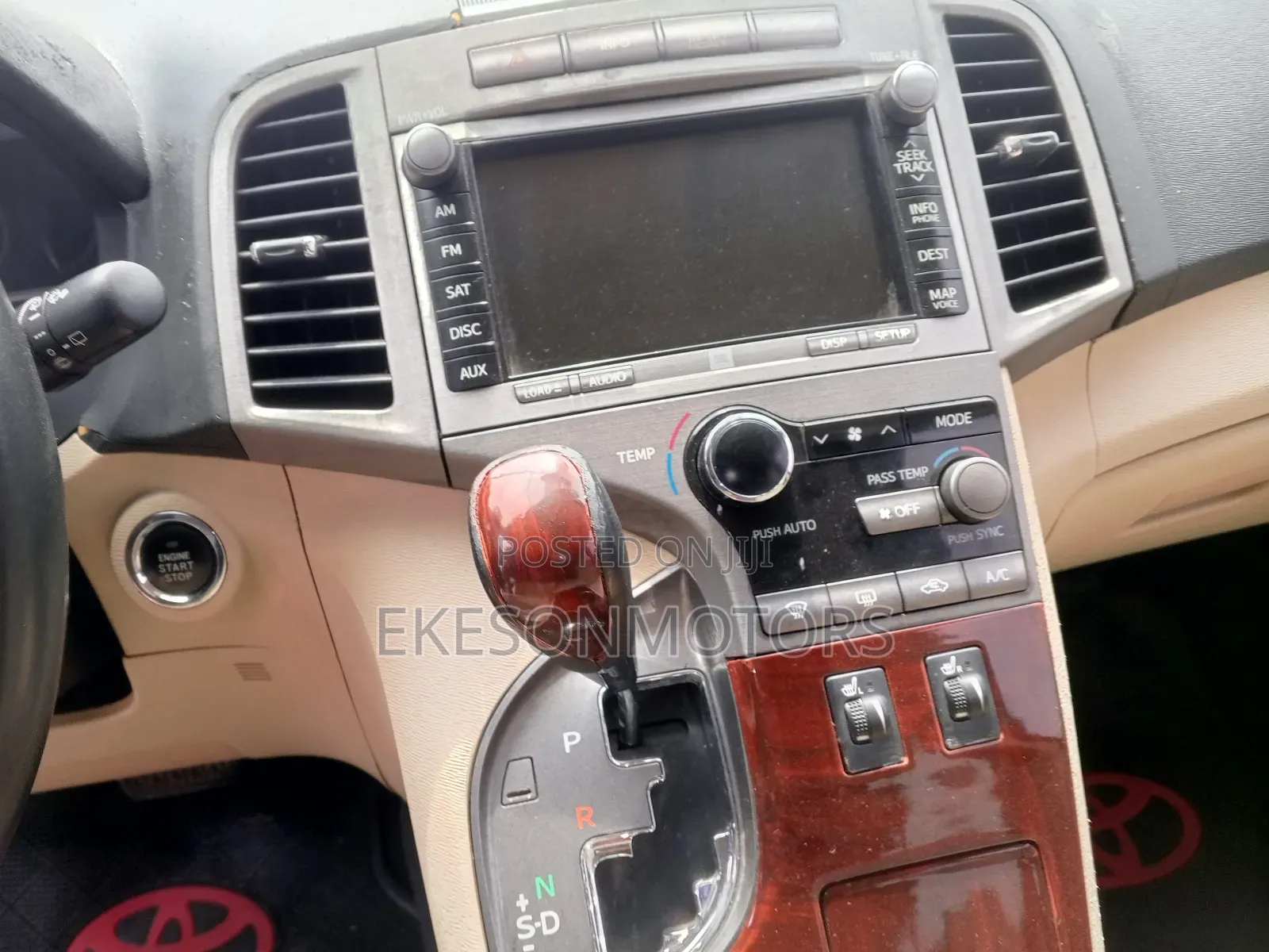 Toyota Venza V6 AWD 2010 Red