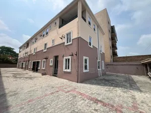2bdrm Apartment in Oniru Victoria, Adeola Hopewell for rent