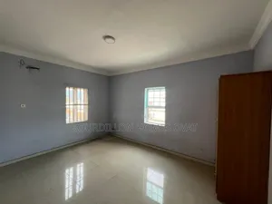 2bdrm Apartment in Oniru Victoria, Adeola Hopewell for rent