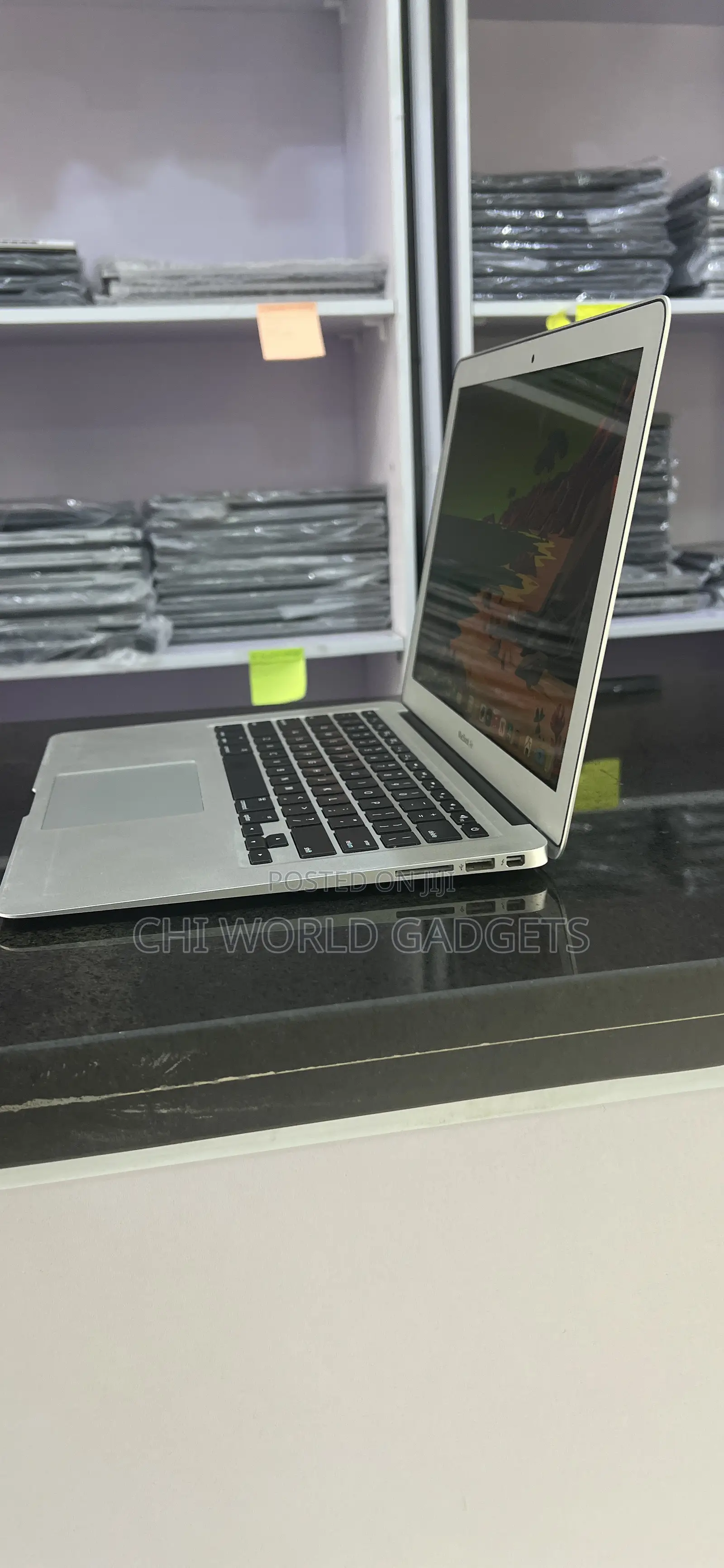 Laptop Apple MacBook Air 8GB Intel Core i5 SSD 128GB