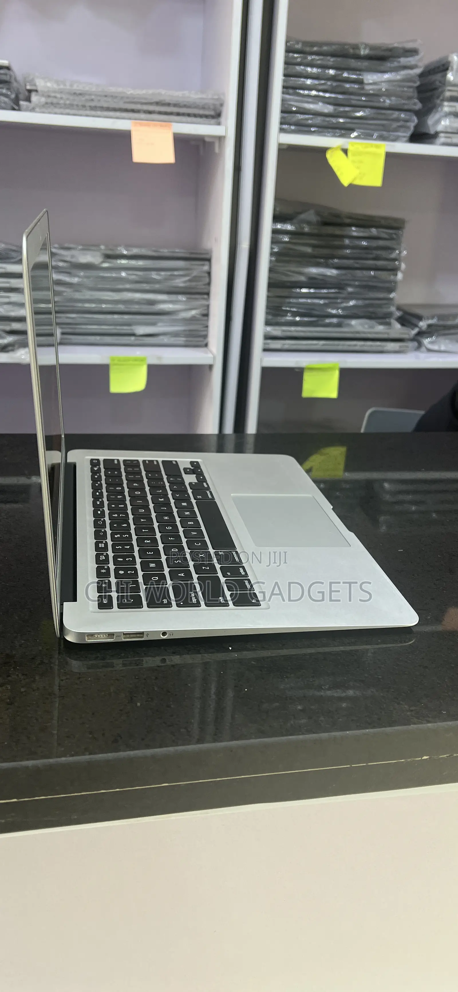 Laptop Apple MacBook Air 8GB Intel Core i5 SSD 128GB