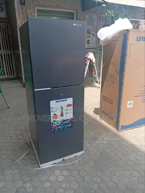 Skyrun Refrigerator 195litres