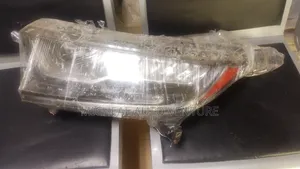 Headlights for Honda Cr-v 2017