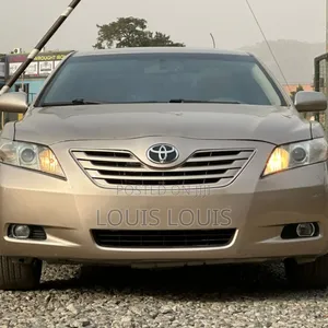 Toyota Camry 3.5 XLE 2008 Gold