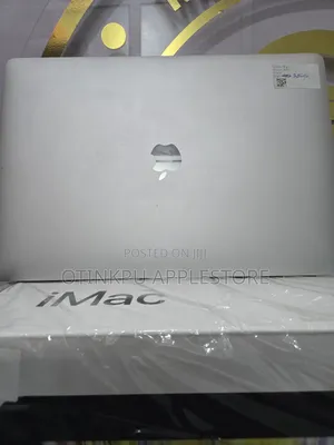 Laptop Apple MacBook Pro 2017 16GB Intel Core i7 SSD 256GB