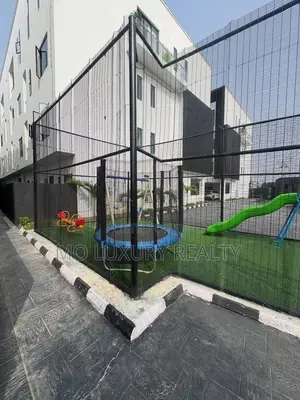 4bdrm Townhouse / Terrace in Ikate-Elegushi for rent