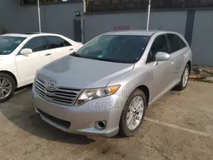 Toyota Venza 2011 Silver