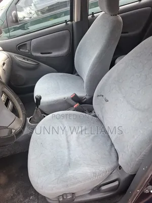 Toyota Yaris 2005 Blue