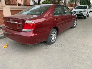 Toyota Camry LE 4dr Sedan (2.4L 4cyl 5A) 2005 Red