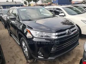Toyota Highlander Limited Platinum V6 4x2 (3.5L 6cyl 6A) 2016 Black