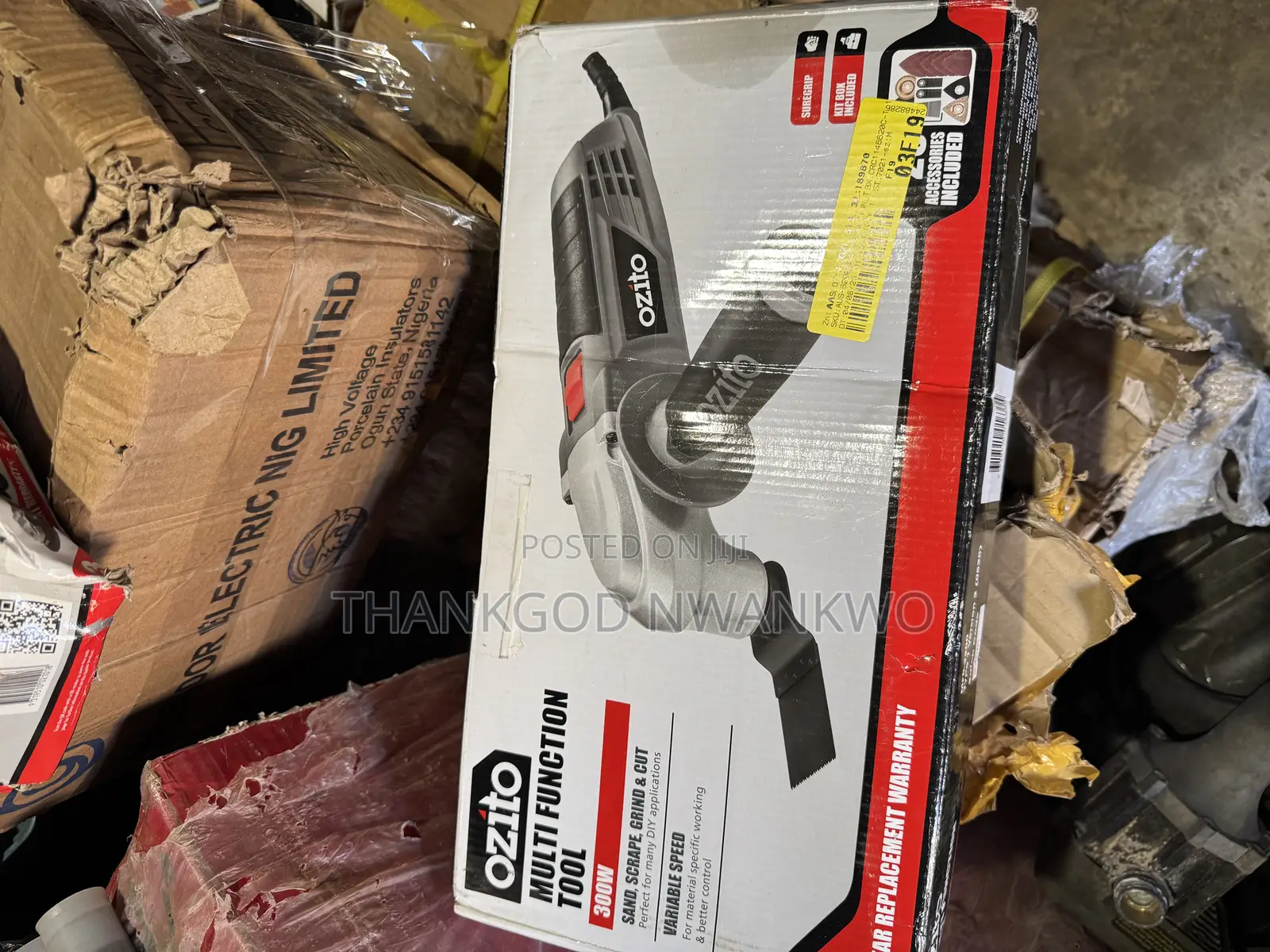 Ozito 300w Multi Function Tool Sand, Scrape, Grind and Cut With 23 Acc