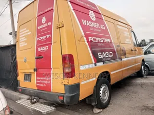 Volkswagen LT 2005 Yellow