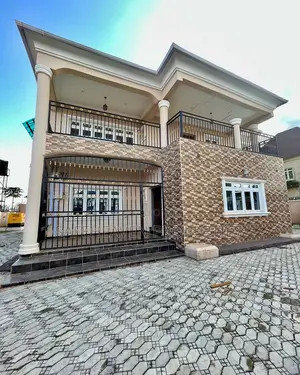 4bdrm Duplex in City Home, Dakwo District for sale