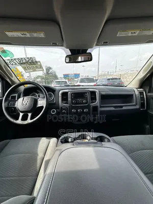 Dodge RAM 1500 5.7 Petrol AWD 2017 Silver