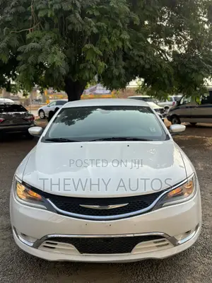 Chrysler 200 Limited 2015 White