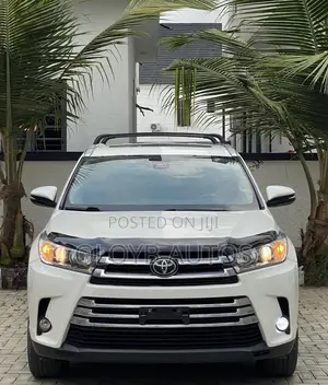 Toyota Highlander XLE 2019 White