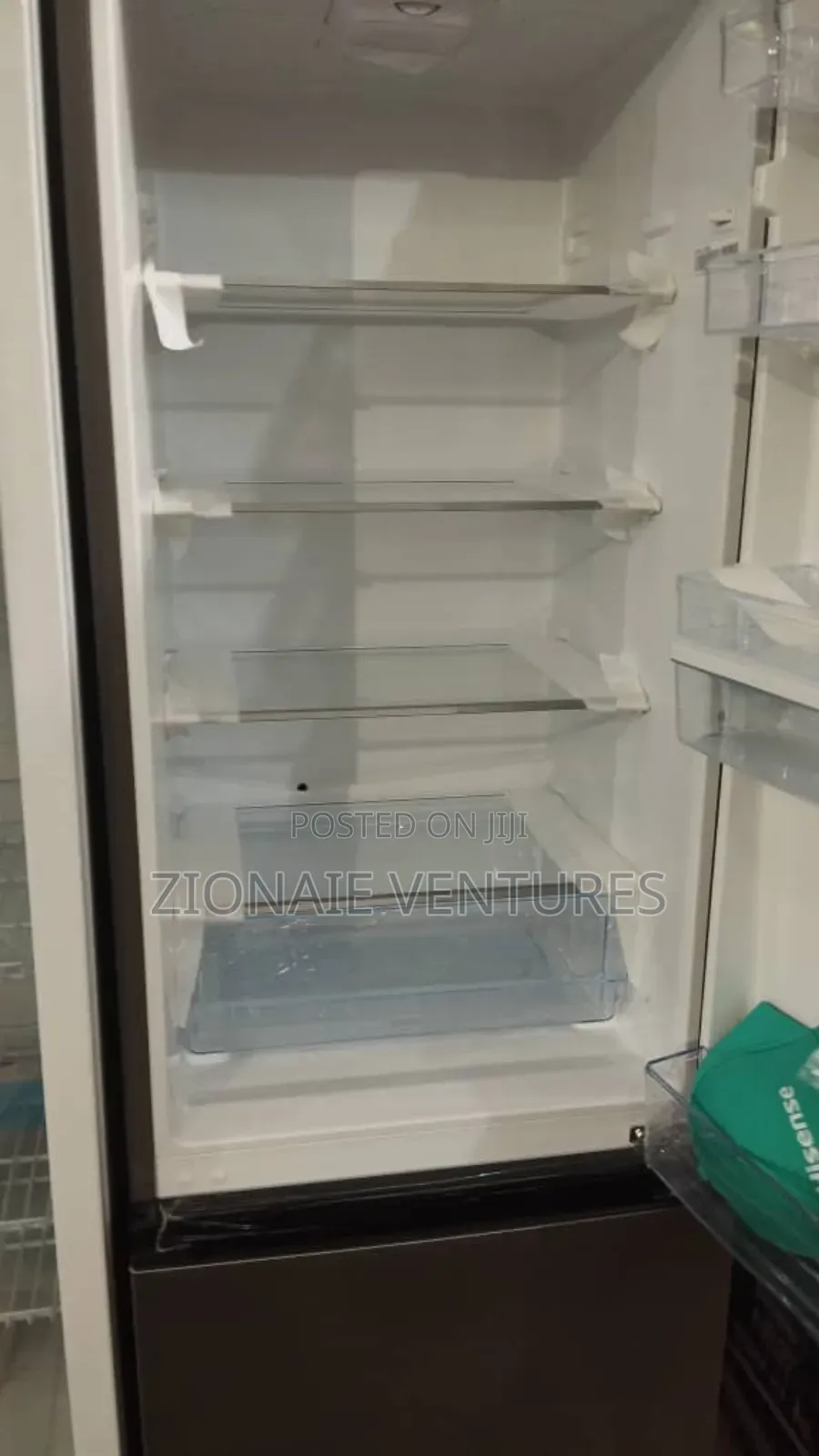 35dcb Hisense Refrigerator /264l