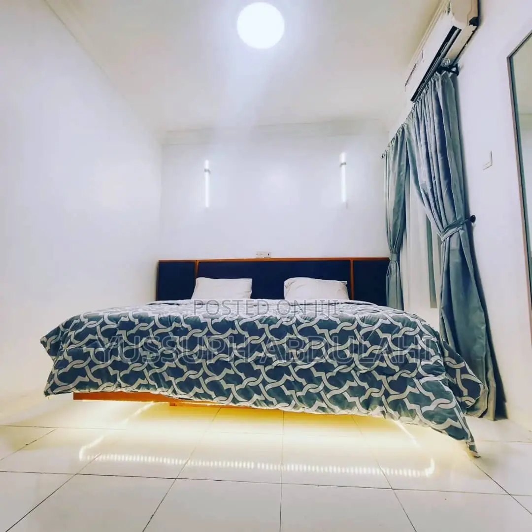 1 Bedroom Gra Ikeja