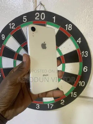 Apple iPhone XR 128 GB White