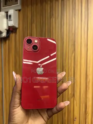 Apple iPhone 13 256 GB Red