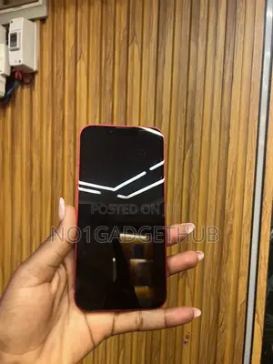 Apple iPhone 13 256 GB Red