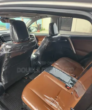 Toyota RAV4 Limited AWD 2019 Silver