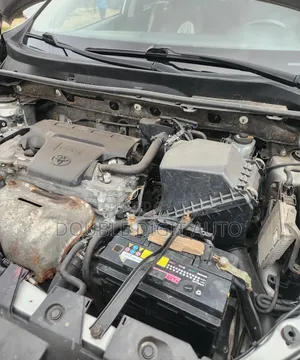 Toyota RAV4 Limited AWD 2019 Silver
